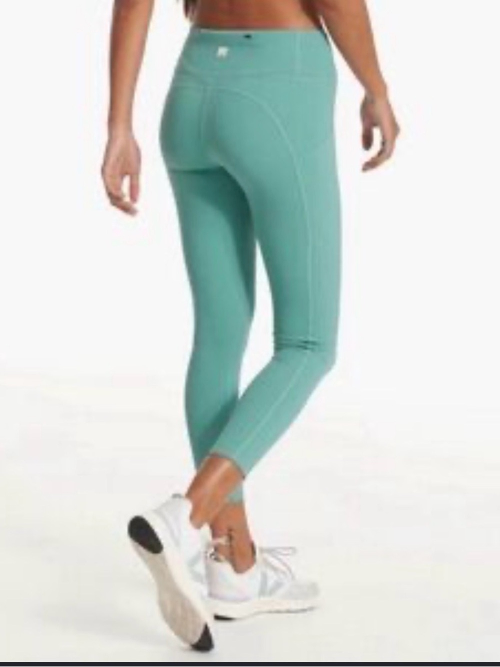 NWOT Vuori Stride leggings in Basil size XS - Picture 2 of 14